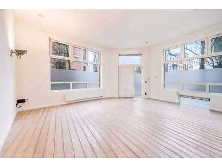 bureau à vendre à berchem  emplacement idéal