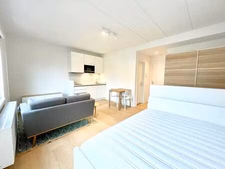 ulb superbe studio meublé 25 m²