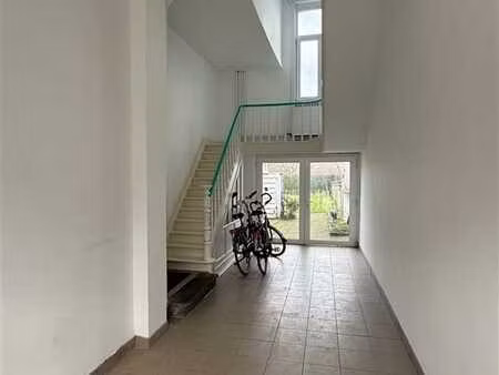 appartement en duplex avec jardin dans un quartier calme à w