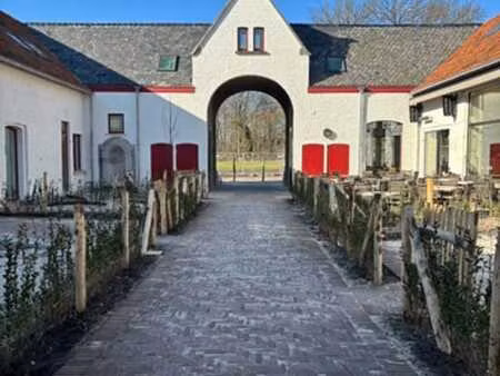 un cadre de vie exceptionnellement unique dans une ferme mag