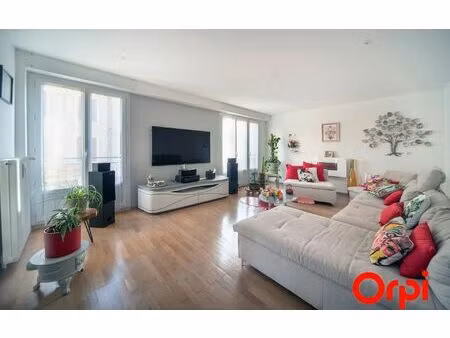 appartement mâcon 102.81 m² t-4 à vendre  199 000 €