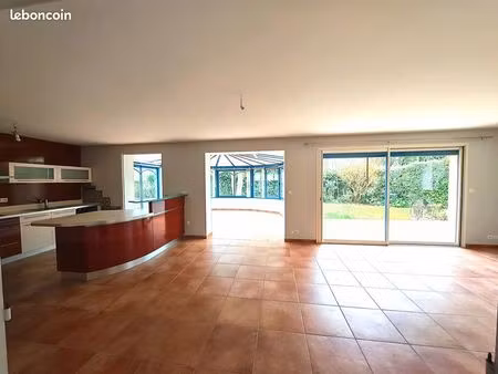 propriété 9 pièces 150 m²