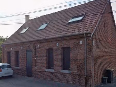 maison 130m2 avec grange de 150 m2 et hangar