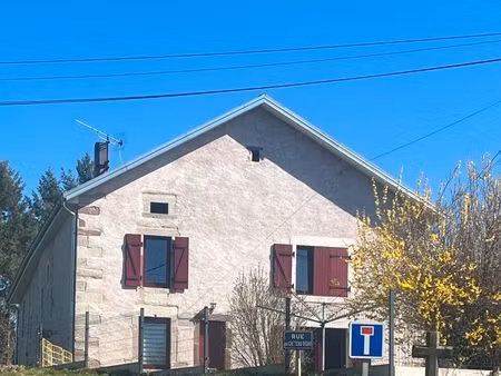 ancien corps de ferme entièrement rénové