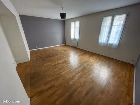 duplex hyper centre à louer