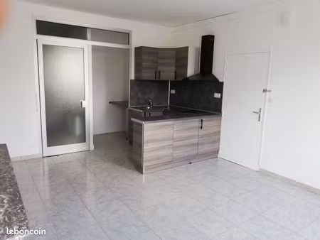 grand t1bis lumineux 38m2 albi centre ville