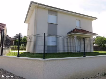 st hilaire de brens maison t4 excellent état