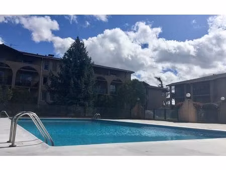 location appartement  m² t-4 à toulouse  1 210 €