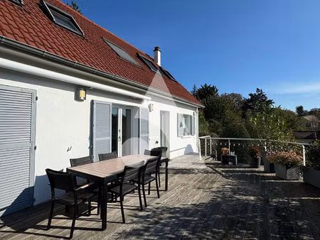 maison et dépendance - vue dégagée - 15 min gare