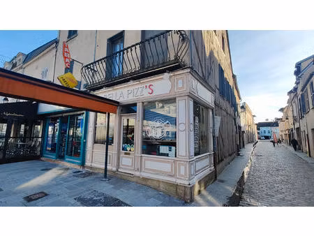 local commercial 42m² hypercentre provins