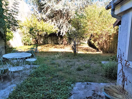 a vendre bâtisse de caractère au cour de bélesta - potentiel exceptionnel