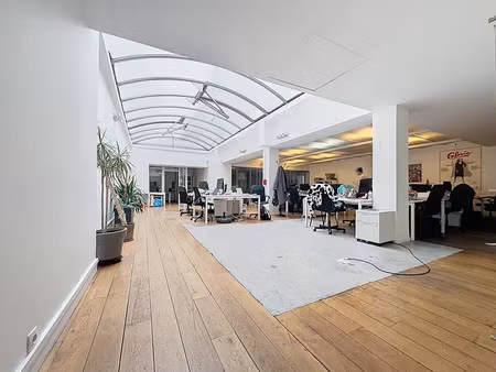 local commercial à vendre-ganneron