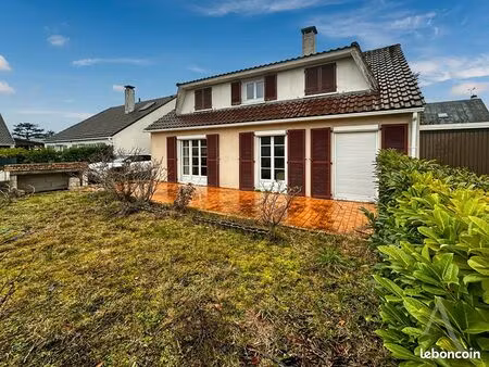 maison 6 pièces 136 m²