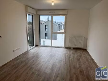 location appartement 2 pièces à caen (14000) : à louer 2 pièces / 38m² caen