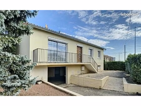 maison 95 m² a louer
