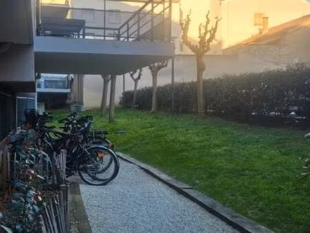 nimes p2 meublé á louer