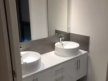 maison avec 4 chambres