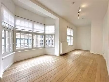 spacieux duplex au centre de namur