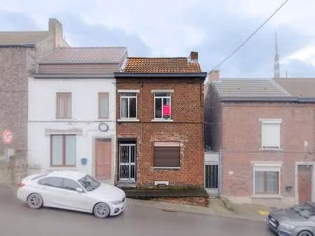 maison avec garage et jardin à montignies-sur-sambre
