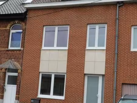 maison 2 façades rénovée en 2023 - 4 ch. + jardin + caves