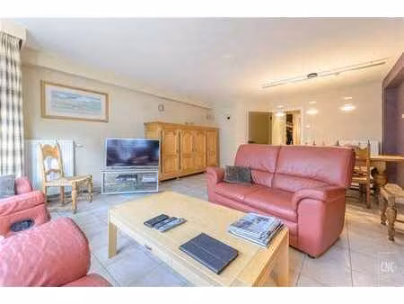 appartement à rafraichir de 2 ch. avec terrasse - knokke