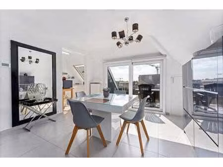 appartement incl. emplacement à vendre à coxyde!