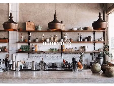 café/bar/restaurant