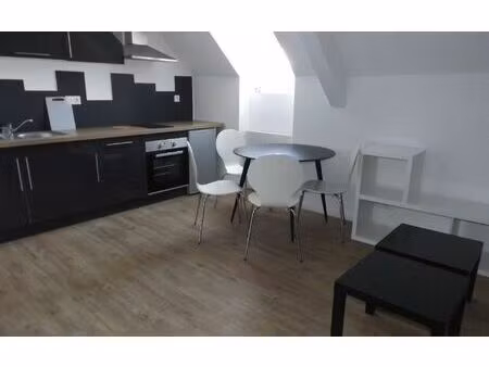 location appartement  20.67 m² t-1 à guingamp  400 €
