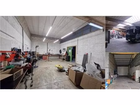 surface industrielle à louer à manage (rbv27855)