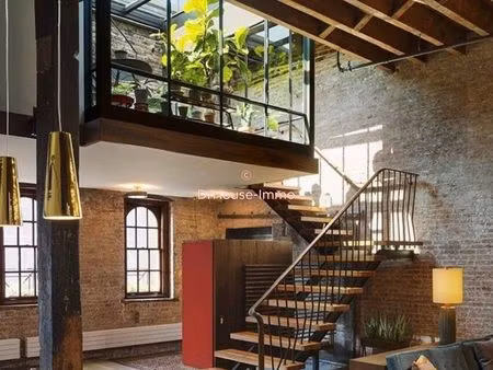 dépot à fort potentiel-projet loft investissement à gentilly  8 pièces avec terrasse et ga