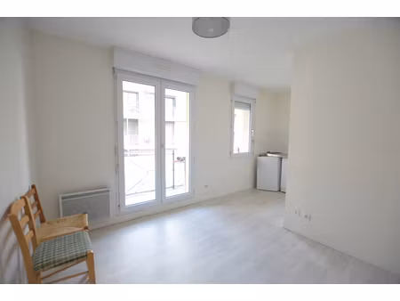 appartement orleans 1 pièce(s) 19 m2 - cave et balcon