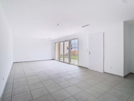 maison neuve t4 de 93 20 m² avec garage et jardin à pibrac