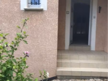 belle maison individuelle 101m2 5/6 pièces   4 chambres à coucher jardin