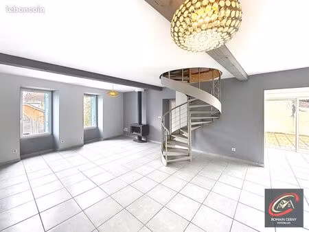 maison de ville 5 pièces 201 m²