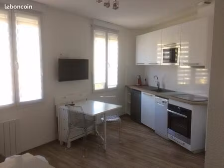 appartement 2 pièces meublé et equipé