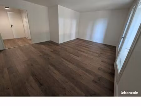 a louer bel appartement t2 avec balcon refait a neuf centre ville