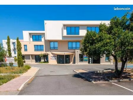 location cabinet infirmier