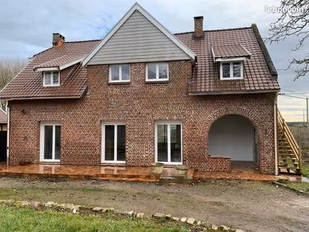 maison à la campagne