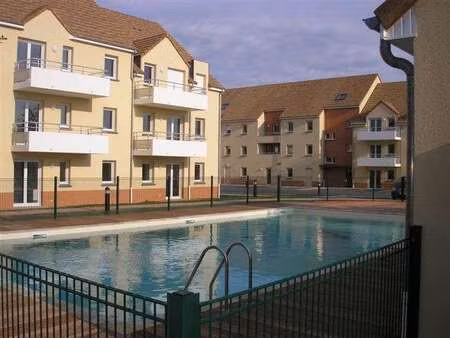 location appartement 2 pièces piscine au mans pontlieue - rocade (72000) : à louer 2 pièce