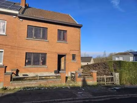 maison d'habitation avec 3 chambres et jardin