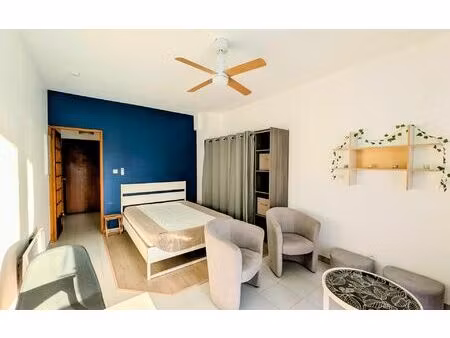 location appartement  25.22 m² t-1 à toulon  650 €