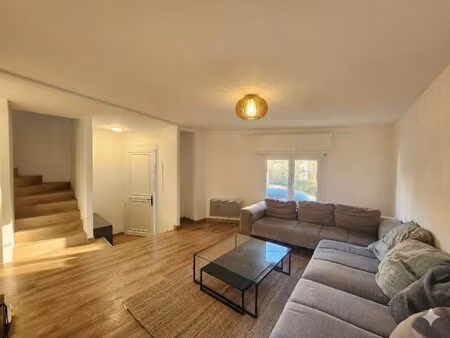 maison de ville au calme – rue montfial – confort & indépen