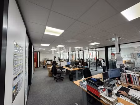 achat local professionnel 190m²