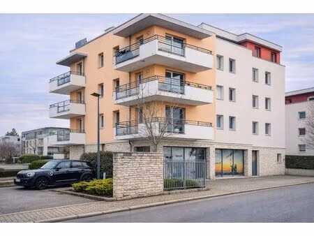 t3 sur balcon avec garage et parking