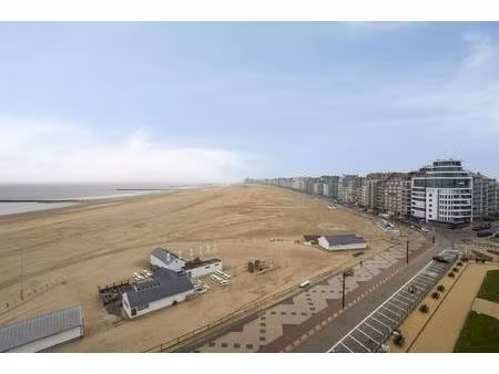 te renoveren studio met uniek zeezicht te koop in duinbergen