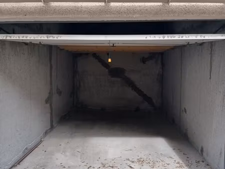 perpignan sud - moulin a vent- garage 16 m2 a vendre