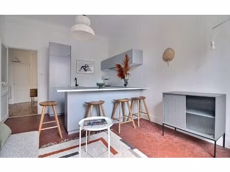 appartement marseille 4 m² t-3 à vendre  260 000 €