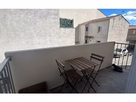 location appartement  23.6 m² t-2 à nîmes  550 €