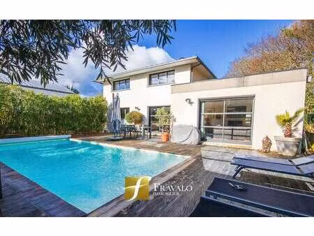 vente maison piscine à vannes (56000) : à vendre piscine / 160m² vannes