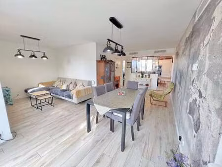 vente appartement 6 pièces et plus à fréjus (83370) : à vendre 6 pièces et plus / 96m² fré